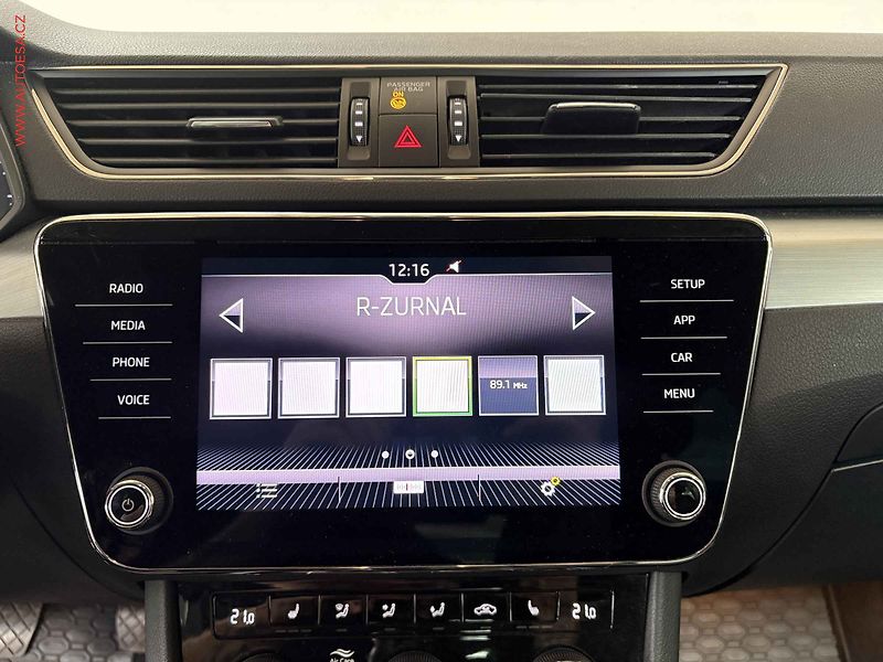 Škoda Superb (2018) 2.0 TDi, ČR, Ambition, xenon - fotka 11 z 19
