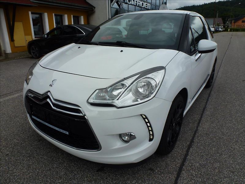 Citroën DS3 1,6 16V VTi THP SportChic - fotka 3 z 51