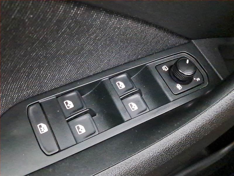 Škoda Kamiq (2021) Style 1.5 TSI - fotka 29 z 30