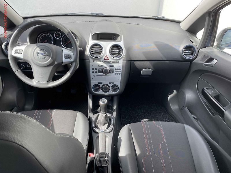 Opel Corsa (2012) 1.2 16V 150, Edition - fotka 8 z 14