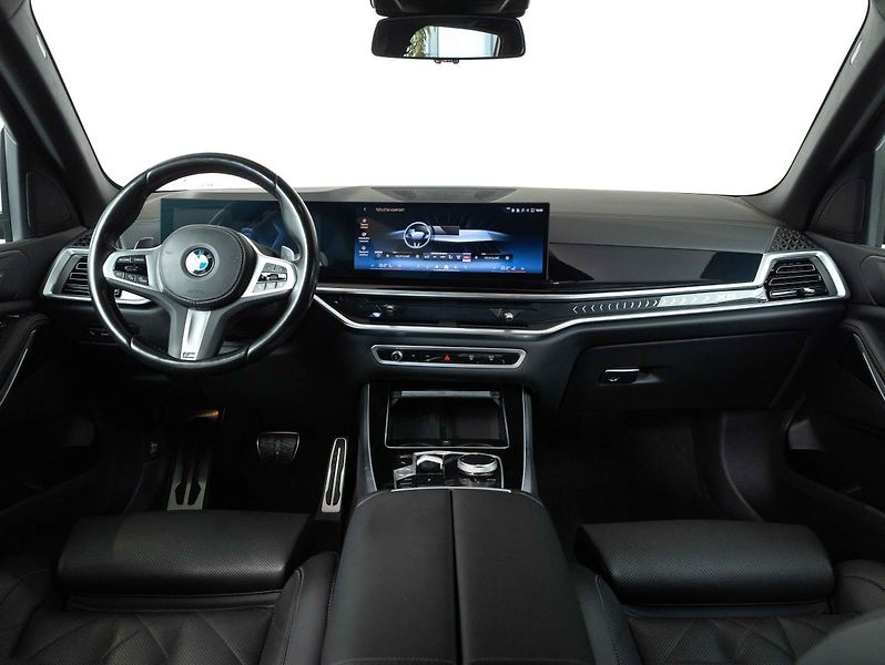 BMW X5 xDrive30d - fotka 12 z 22