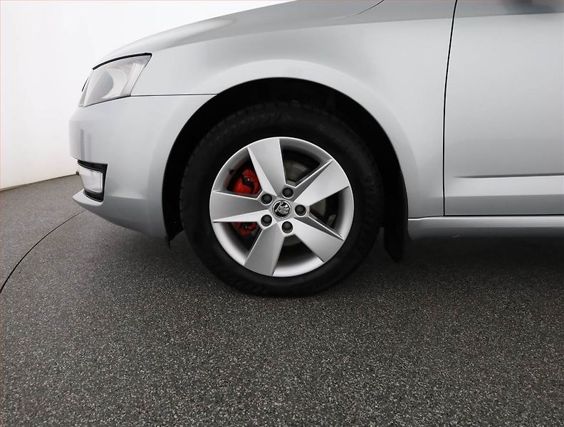 Škoda Octavia (2014) 2.0 TDI, Automat, Serv.kniha - fotka 13 z 13
