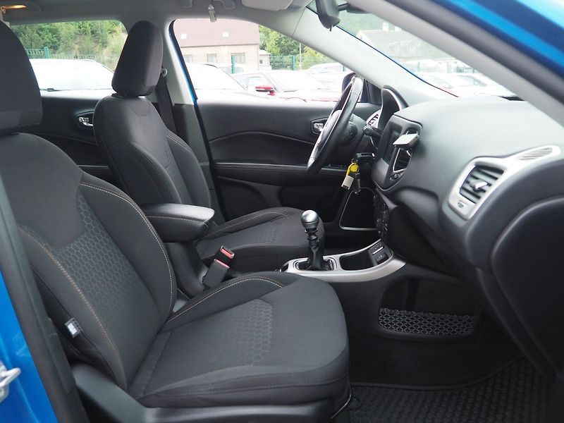 Jeep Compass (2019) 1.4 Limited, ČR - fotka 18 z 40