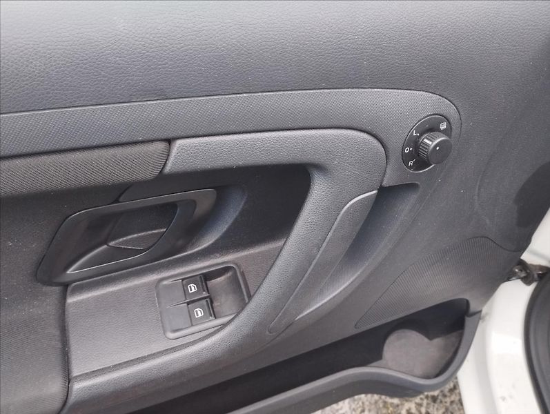 Škoda Fabia 1,2 Tsi NOVÉ ROZVODY+OLEJ - fotka 16 z 17