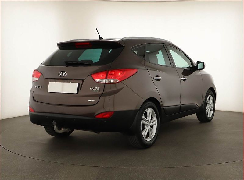 Hyundai ix35 (2011) 2.0 CRDi, 4X4, Serv.kniha - fotka 5 z 15