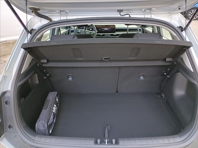 Kia Stonic 1.0 T-GDi GPF SPIN  PŘEDVÁDĚCÍ - fotka 8 z 8