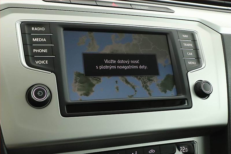 Volkswagen Passat (2016) 2.0 TDI, Navi, Tempomat - fotka 18 z 22