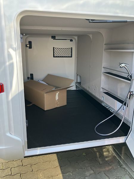 Hymer Exsis I 474 volné od 1.10.26 - fotka 24 z 25