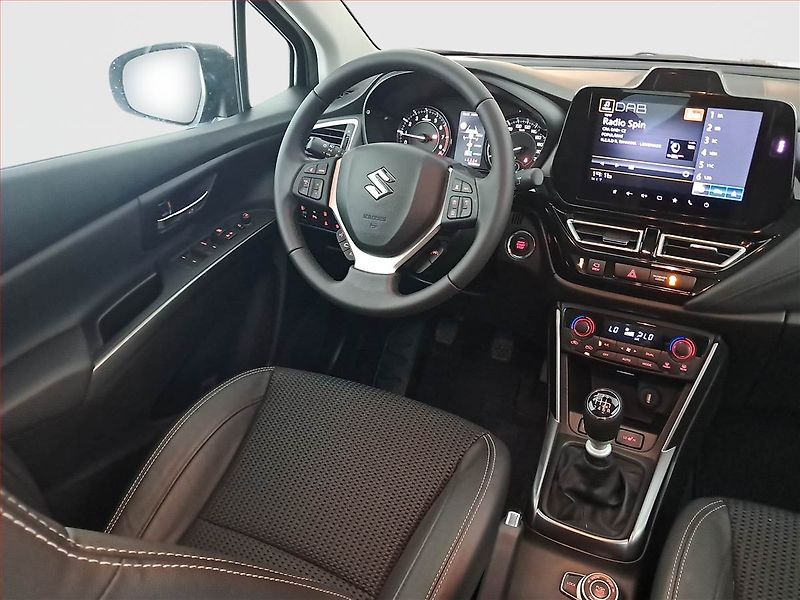 Suzuki SX4 S-Cross (2025) 1.4 BoosterJet - fotka 7 z 18