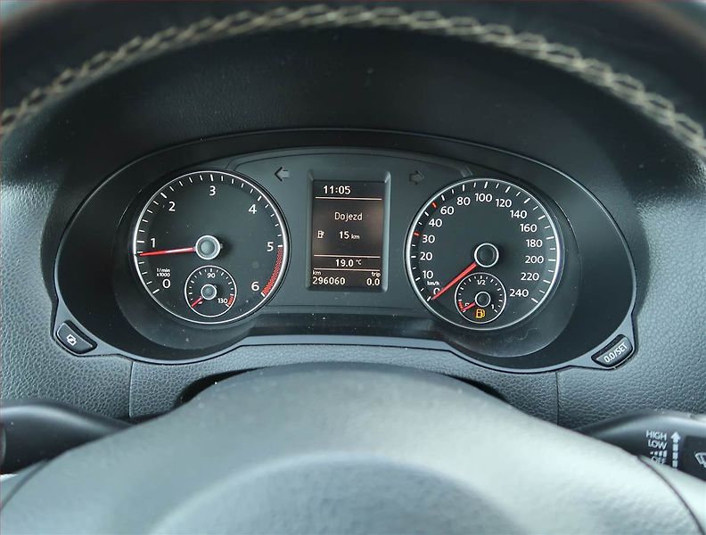 Volkswagen Sharan (2012) 2.0 TDI, Tempomat - fotka 11 z 15