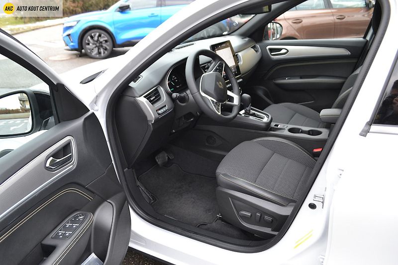 Renault Arkana Techno mild hybrid 140 EDC - fotka 21 z 44