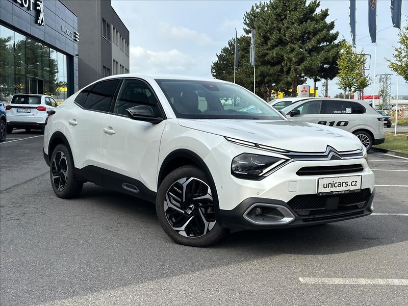 Citroën C4 X 1,2 PureTech  Shine EAT8 - fotka 3 z 28
