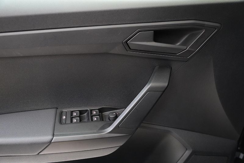 Seat Ibiza - fotka 12 z 24