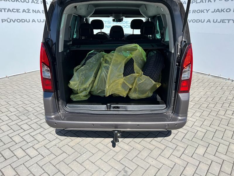 Citroën Berlingo (2017) 1.2PT Shine! NAVI! Tažné! 1.ma - fotka 10 z 37