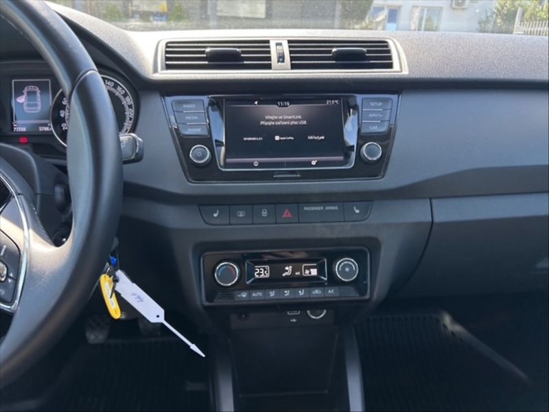 Škoda Fabia 1,0 TSI 70 Ambition - fotka 10 z 11