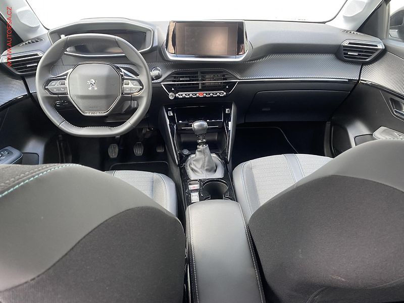 Peugeot 208 (2023) 1.2PT, Allure, LED - fotka 8 z 18