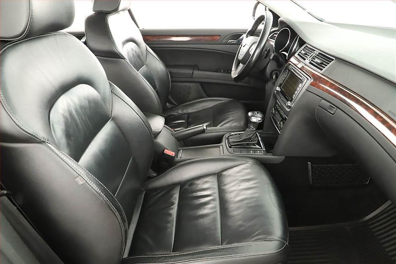 Škoda Superb (2008) 2.0 TDI, Automat, Navi, Xenony - fotka 7 z 19