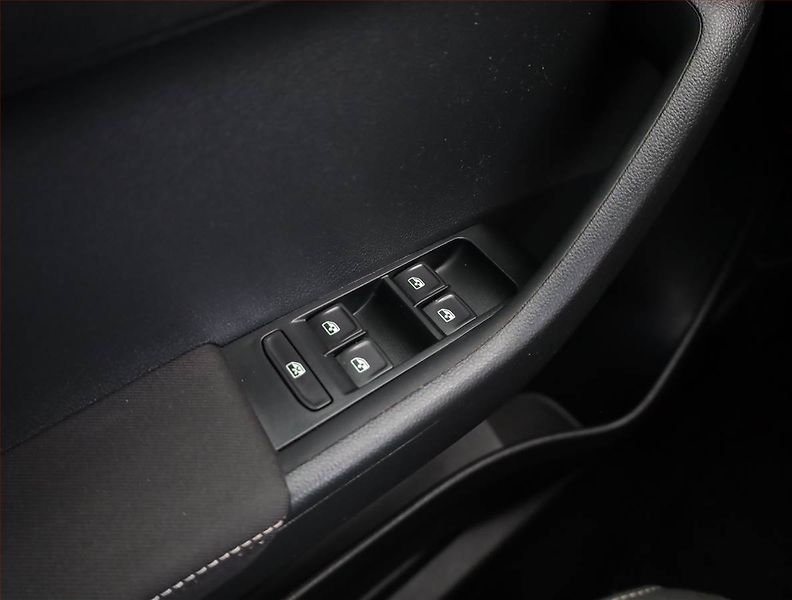 Škoda Fabia (2021) Style 1.0 TSI, ČR,1.maj - fotka 18 z 20