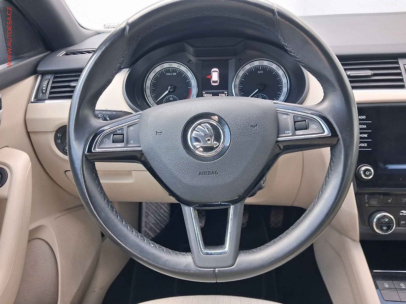 Škoda Octavia (2020) 2.0 TDi, ČR, Style, LED, navi - fotka 11 z 19