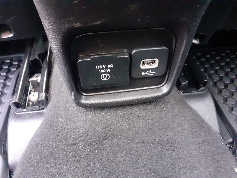 Jeep Compass (2020) 2.4 L 4X4 LATITUDE - fotka 29 z 39