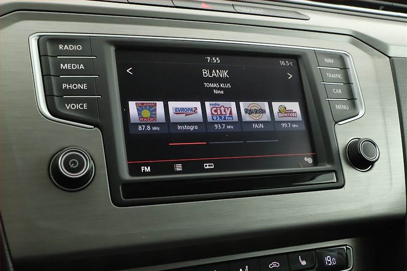 Volkswagen Passat (2015) 2.0 TDI, Navi, Tempomat - fotka 9 z 21
