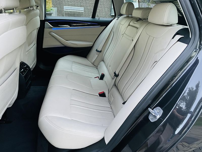 BMW Řada 5 520D AUT KAMERA SERVISKA - fotka 27 z 48
