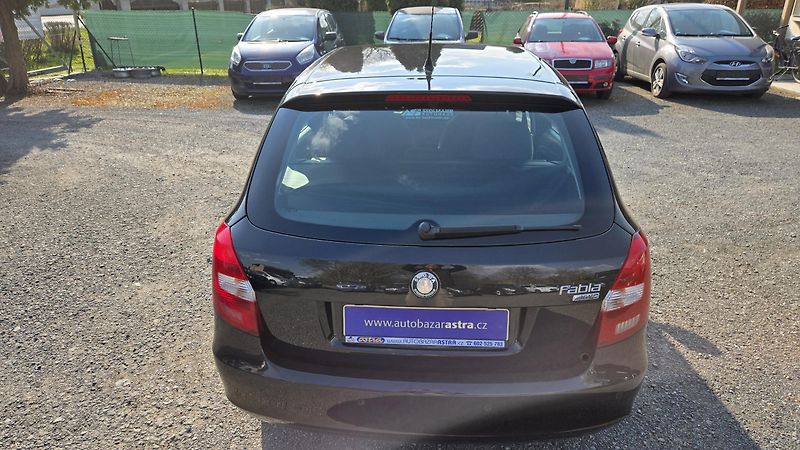 Škoda Fabia 1.4 16V AMBIENTE 1MAJITEL - fotka 8 z 36
