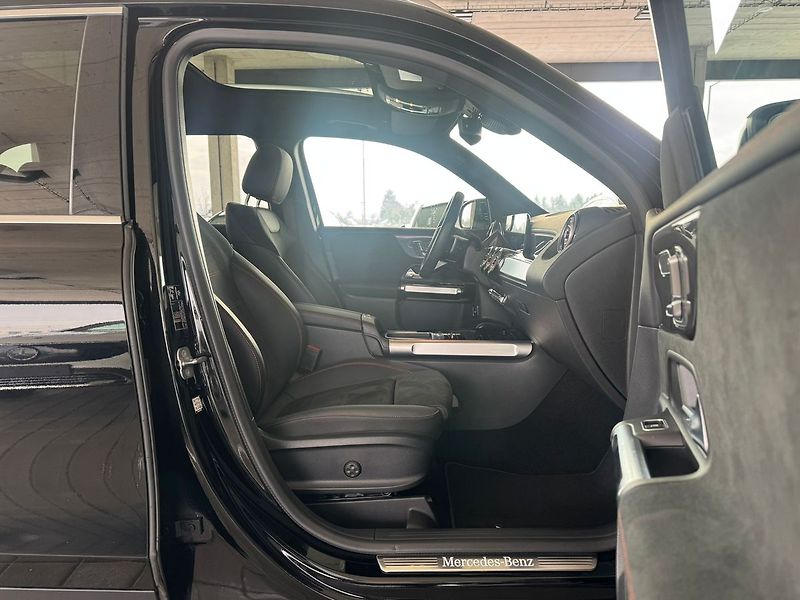 Mercedes-Benz GLB 200d 4MATIC - fotka 18 z 20