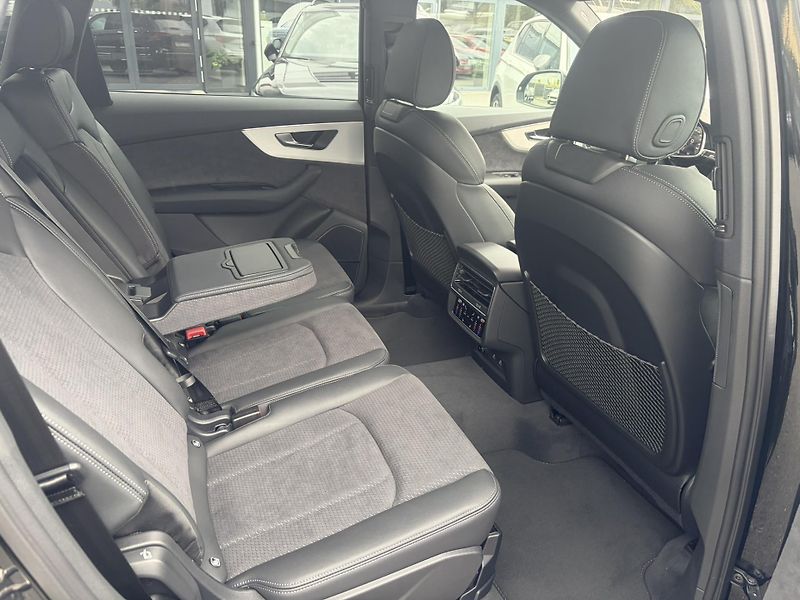 Audi Q7 3.0TDi Sline quattro - fotka 15 z 20