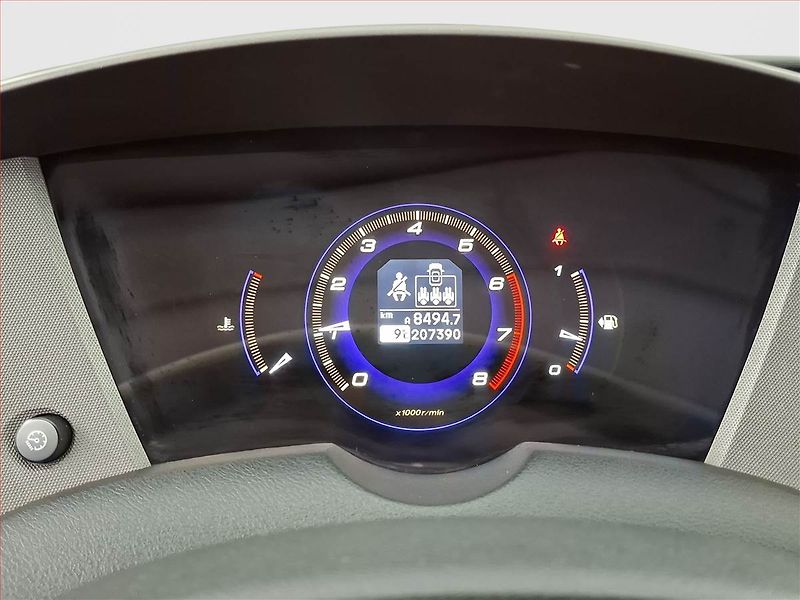 Honda Civic (2008) 1.4 i-DSI, po STK - fotka 11 z 22