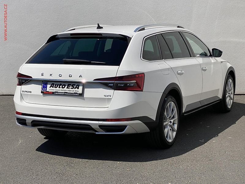 Škoda Superb (2020) 2.0 TDi 4x4, Scout, DSG, TZ - fotka 4 z 21