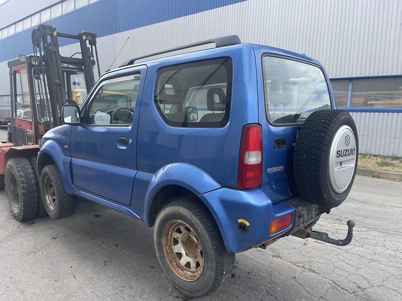 Suzuki Jimny (2002) 1.3 i 60Kw náhradní díly  - fotka 4 z 7