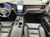 Volvo XC60 2.0 B4 4x4 ULTIMATE - náhled 16