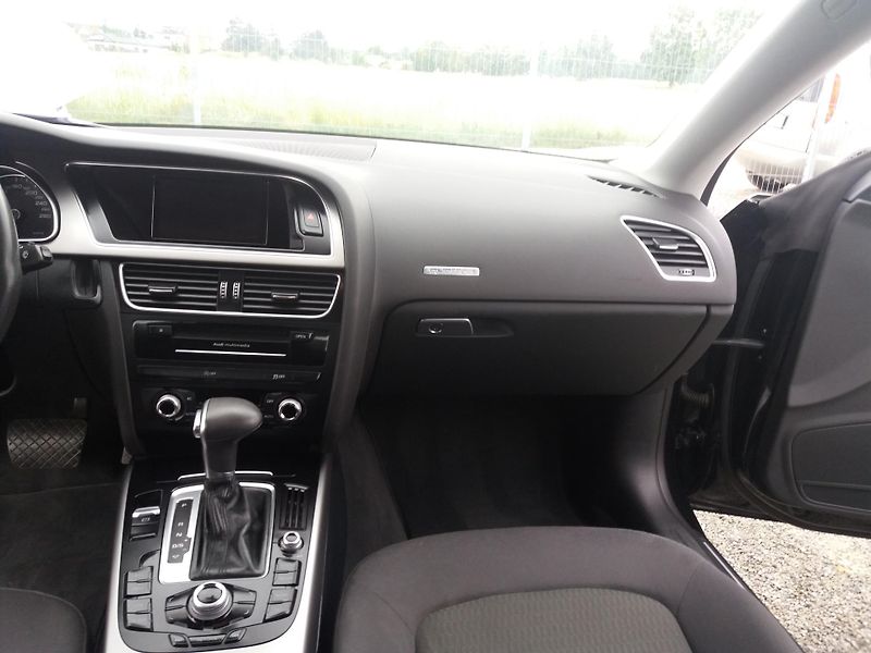 Audi A5 2.0TDi,130kW,QUATTRO,124tis-km - fotka 10 z 23