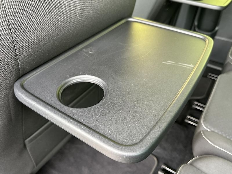 Volkswagen Sharan (2021) 1.4TSI/110kW * 7.Míst * 2.Maj  - fotka 29 z 45