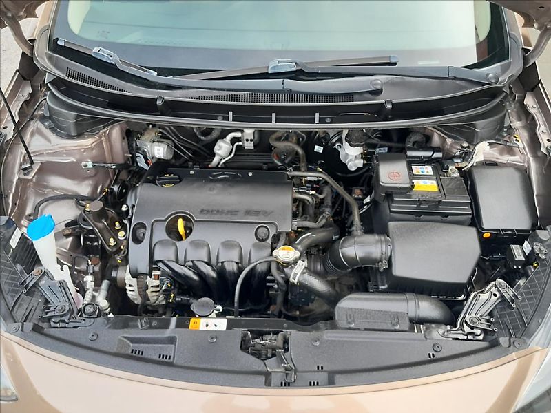 Hyundai i30 1,4i16V 73kW - fotka 42 z 48