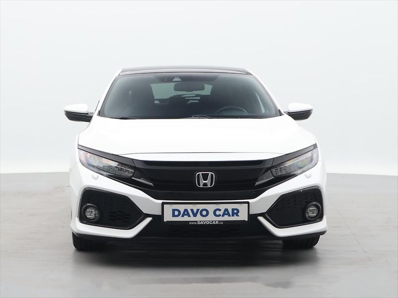 Honda Civic 1,0 VTEC 93kW Executive - fotka 2 z 27