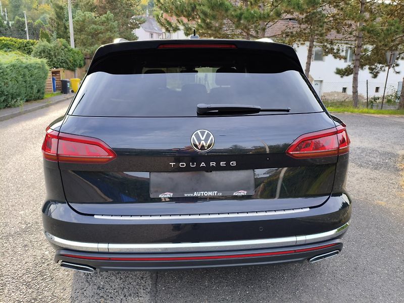 Volkswagen Touareg (2022) 3,0 TDI Individual 210 KW - fotka 10 z 40