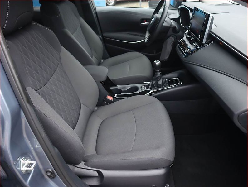 Toyota Corolla (2022) 1.5 VVT-i, Serv.kniha - fotka 9 z 19
