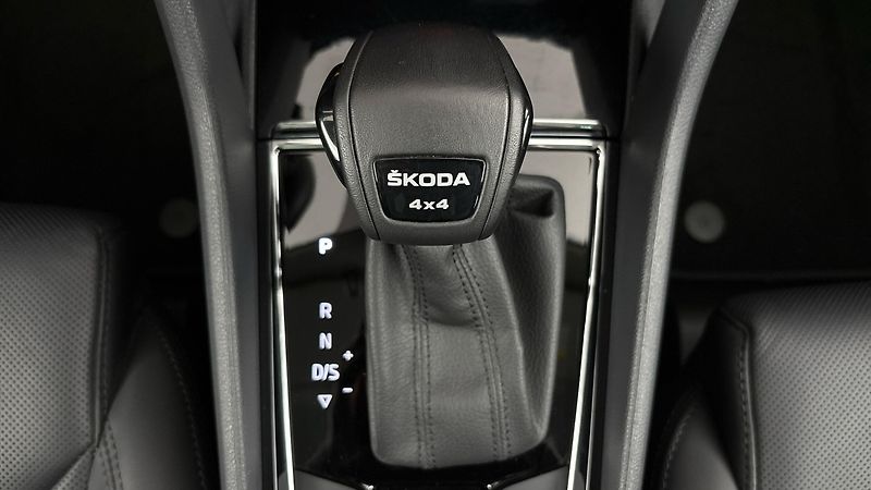 Škoda Kodiaq 2.0 TDI DSG 4x4 L&K - fotka 28 z 34