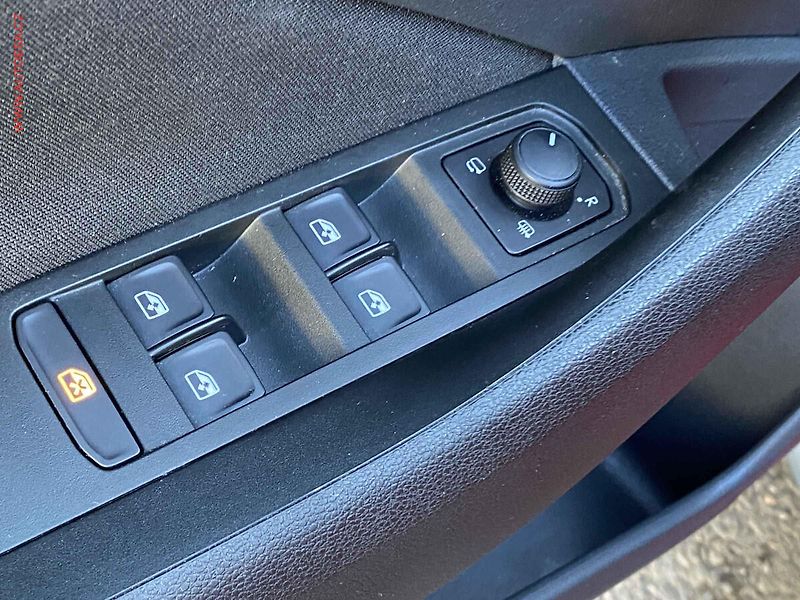 Škoda Kamiq (2020) 1.0 TSi, Style, DSG, navi - fotka 11 z 22