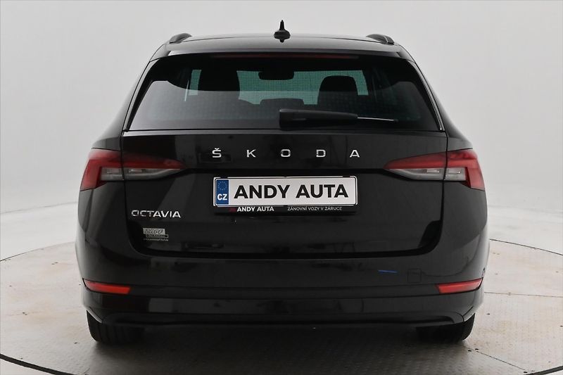 Škoda Octavia 2,0 TDI 110kW LED Matrix Navi - fotka 6 z 26
