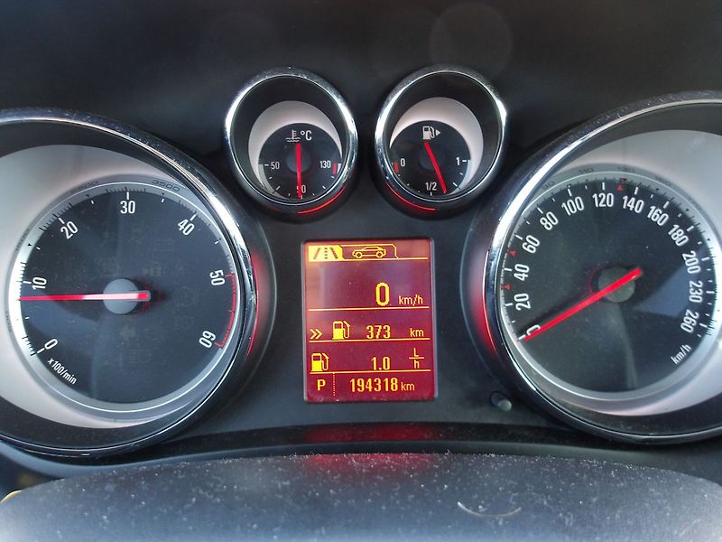 Opel Zafira 2,0DTi AUTOMAT !!! PĚKNÁ ! - fotka 32 z 41