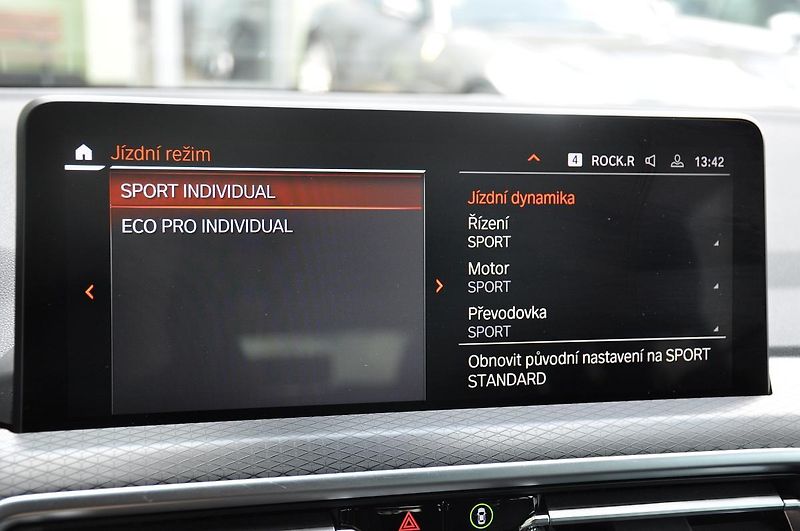 BMW X4 xDrive30d M-SPORT 1M ČR  - fotka 28 z 38