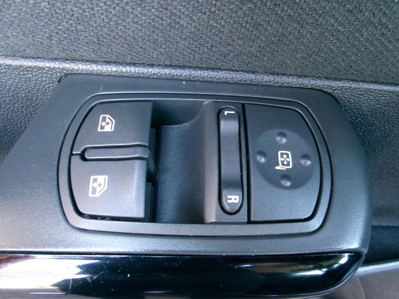 Opel Corsa (2013) 1,2 16V AC BT USB TEMP - fotka 26 z 41