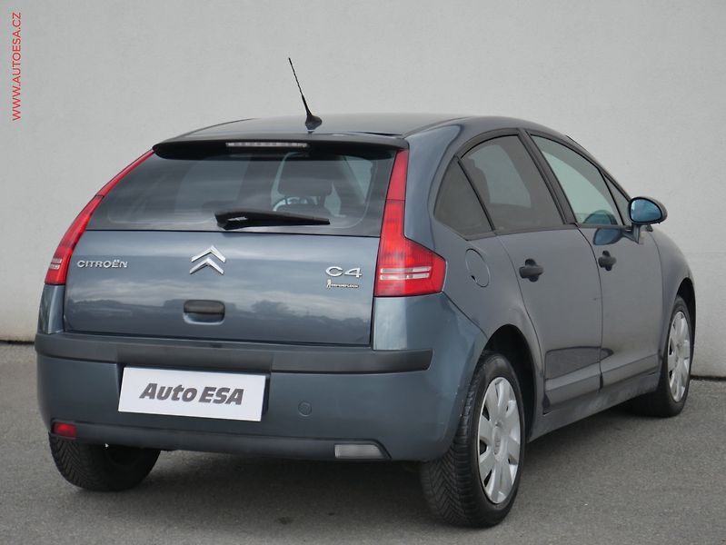Citroën C4 (2005) 1.4 16V, ČR, AC, temp - fotka 4 z 17