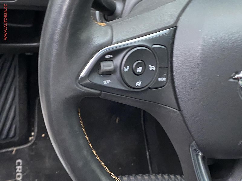 Opel Crossland X (2020) 1.5CDTi, Ultimate, +ALU - fotka 14 z 20