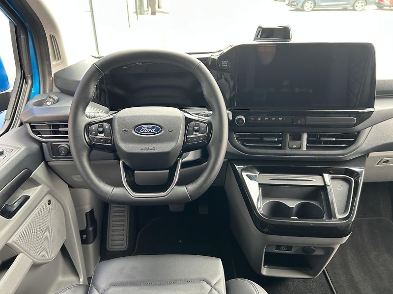 Ford Tourneo Custom Titanium X L2 SPACÍ VESTAVBA - fotka 21 z 42