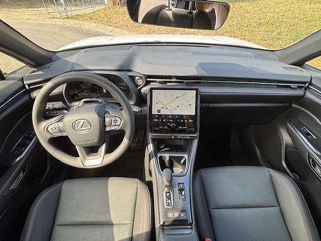 Lexus LBX (2024) - fotka 5 z 8