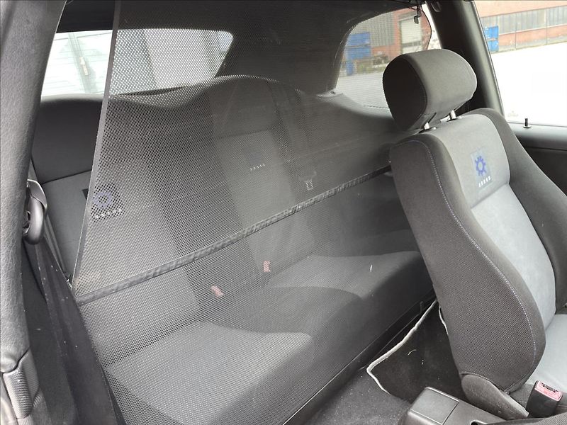 Volkswagen Golf 2,0i 85kW*Pěkný stav* - fotka 34 z 44